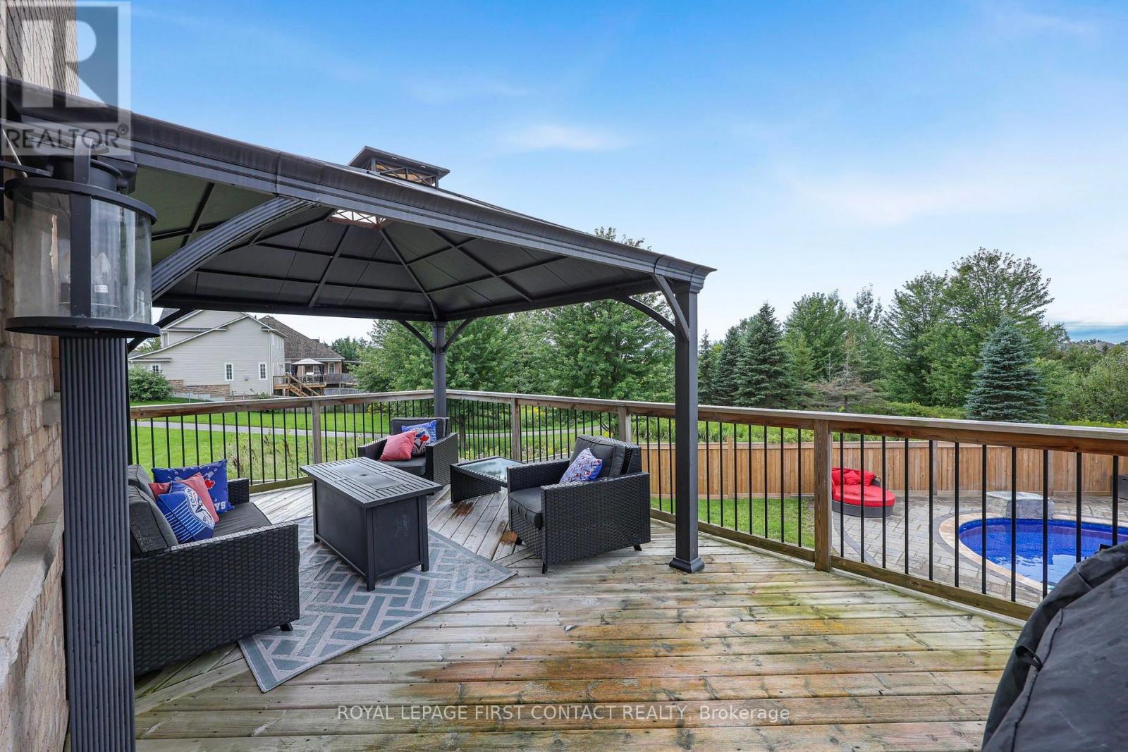 36 Regalia Way, Barrie, ON