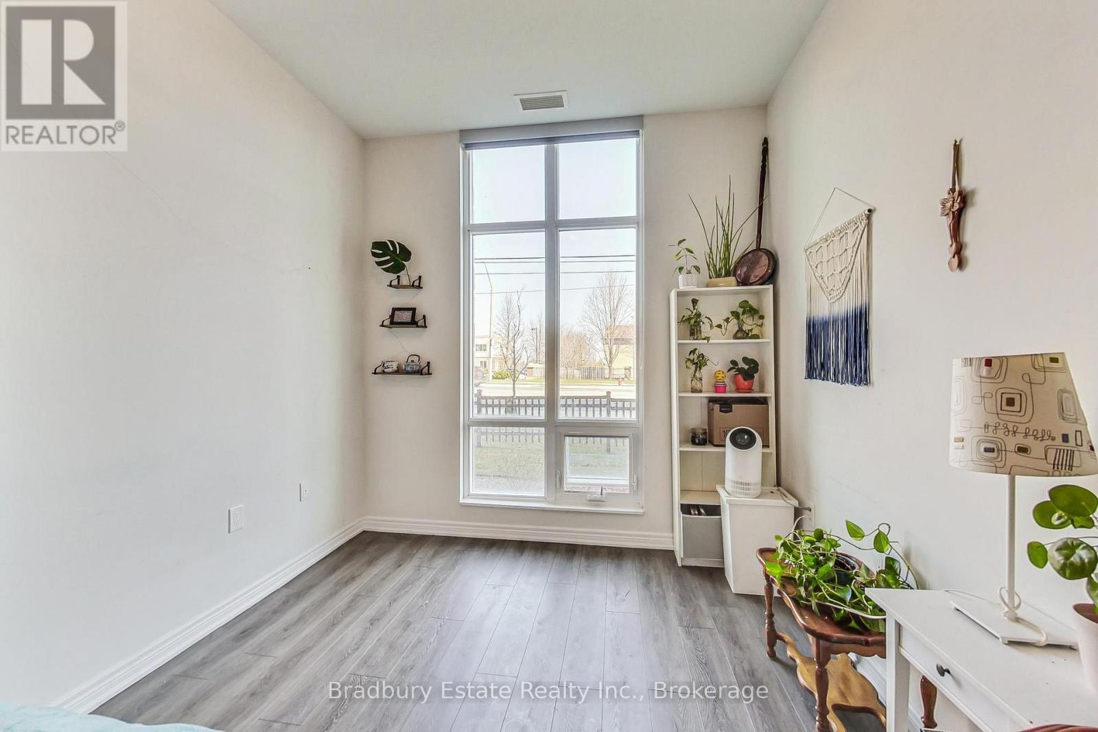103 - 2750 King Street E, Hamilton (Gershome), ON