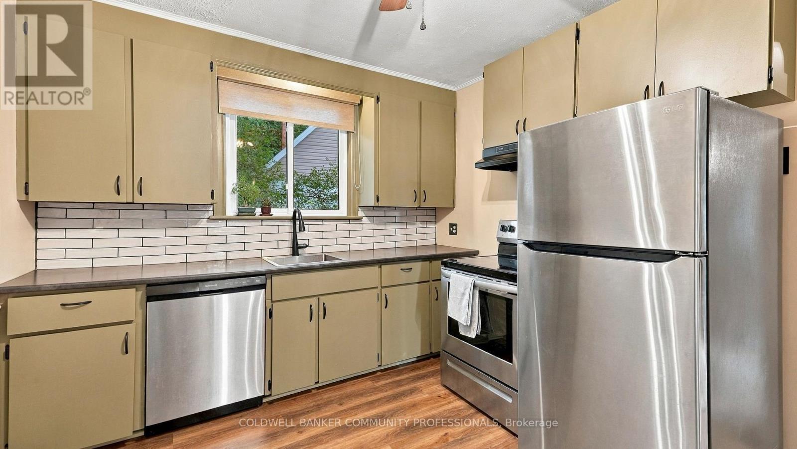 42 Delevan Crescent, Hamilton, ON