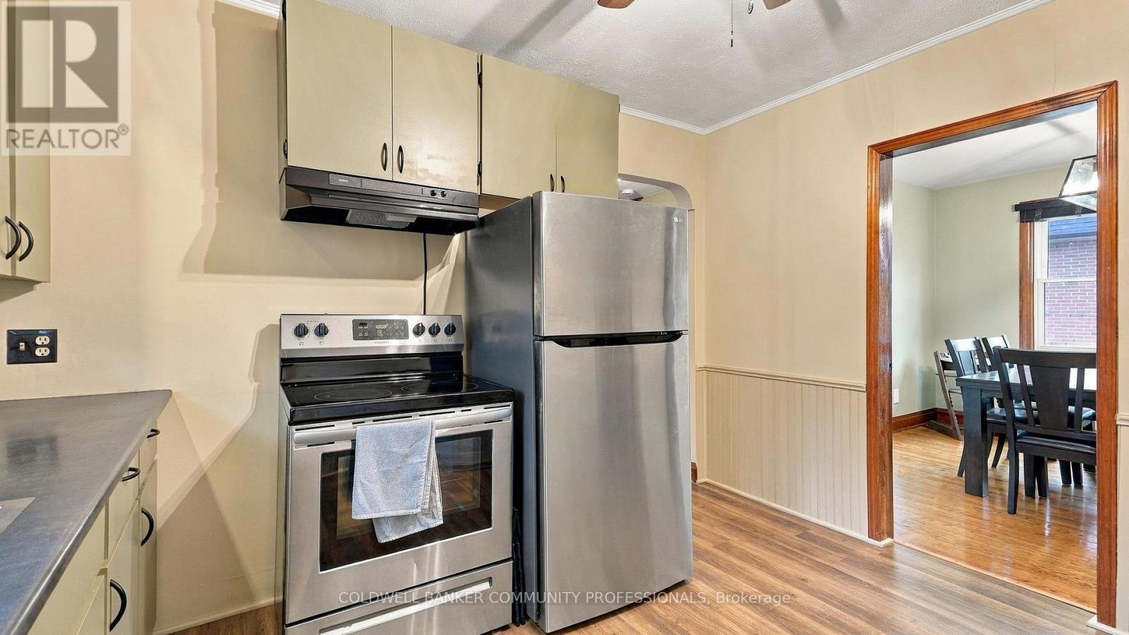 42 Delevan Crescent, Hamilton, ON