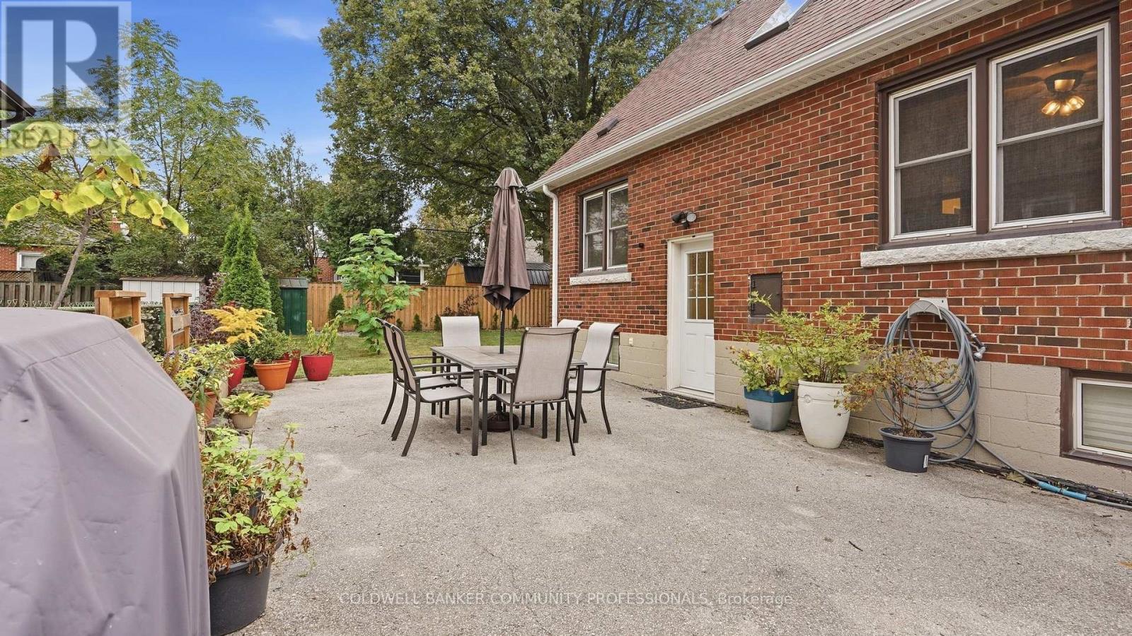 42 Delevan Crescent, Hamilton, ON