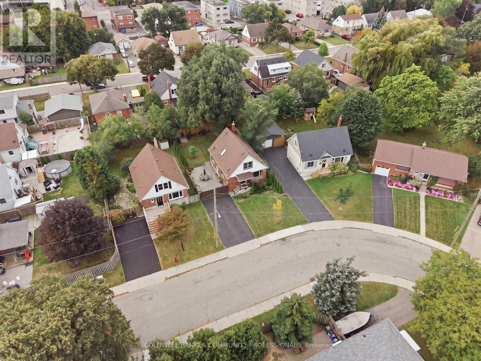 42 Delevan Crescent, Hamilton, ON