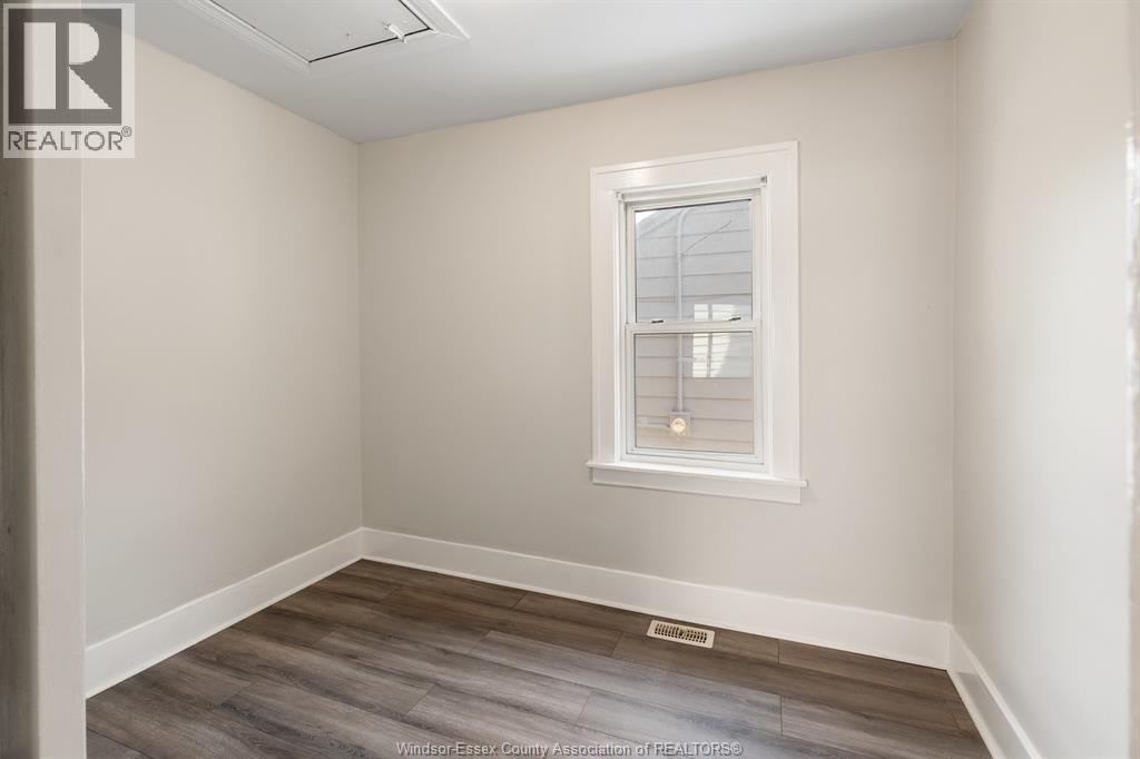 1054 Josephine, Windsor, ON