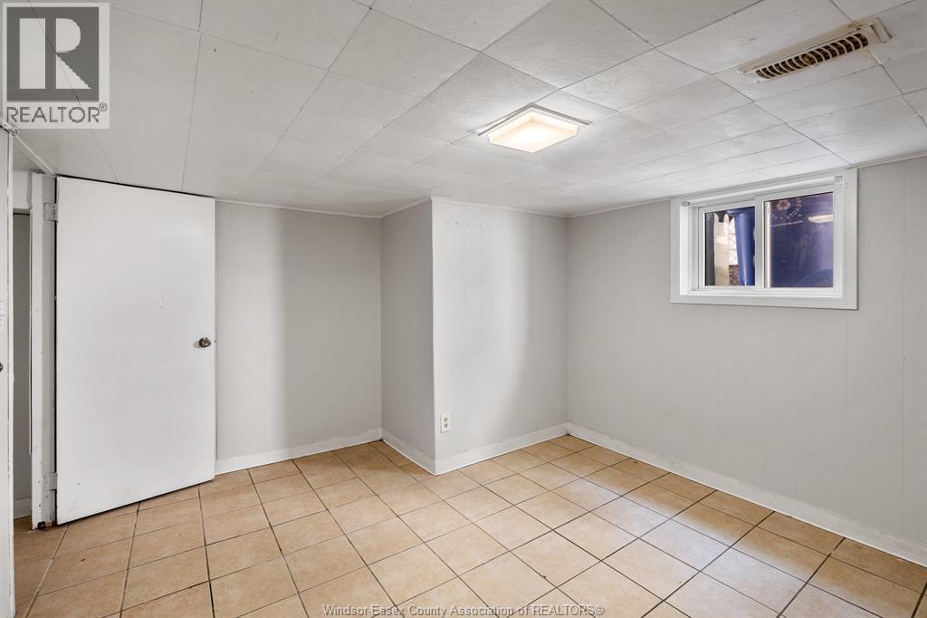 1054 Josephine, Windsor, ON