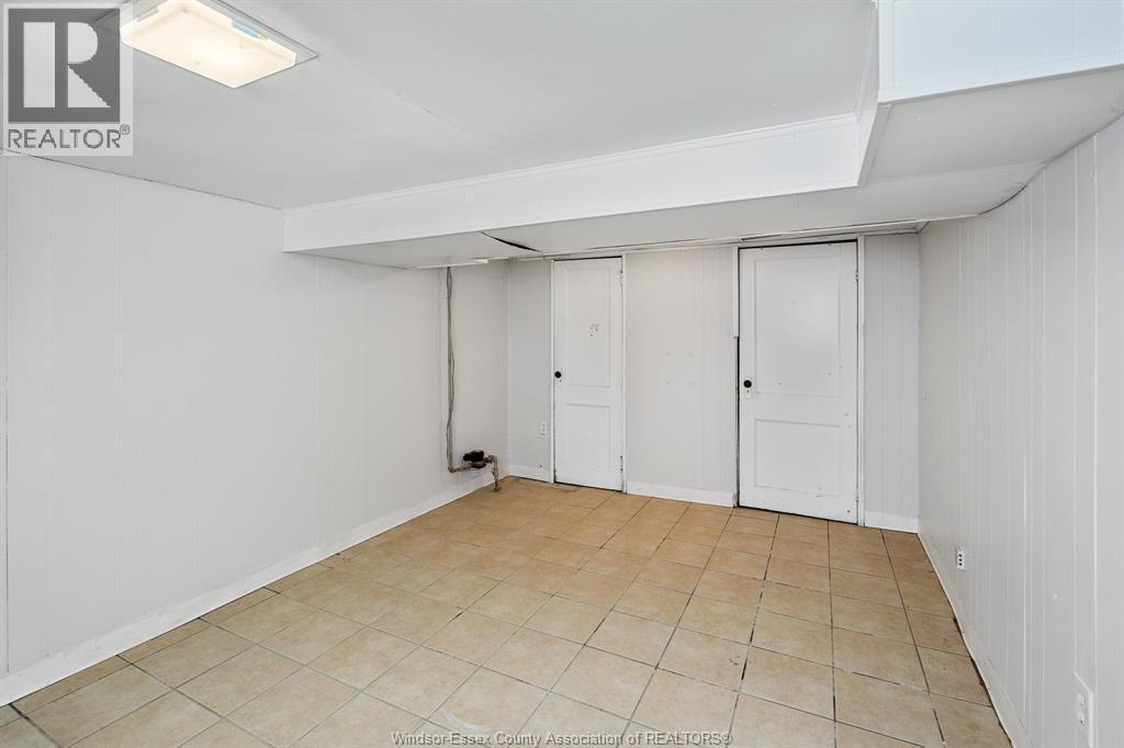 1054 Josephine, Windsor, ON