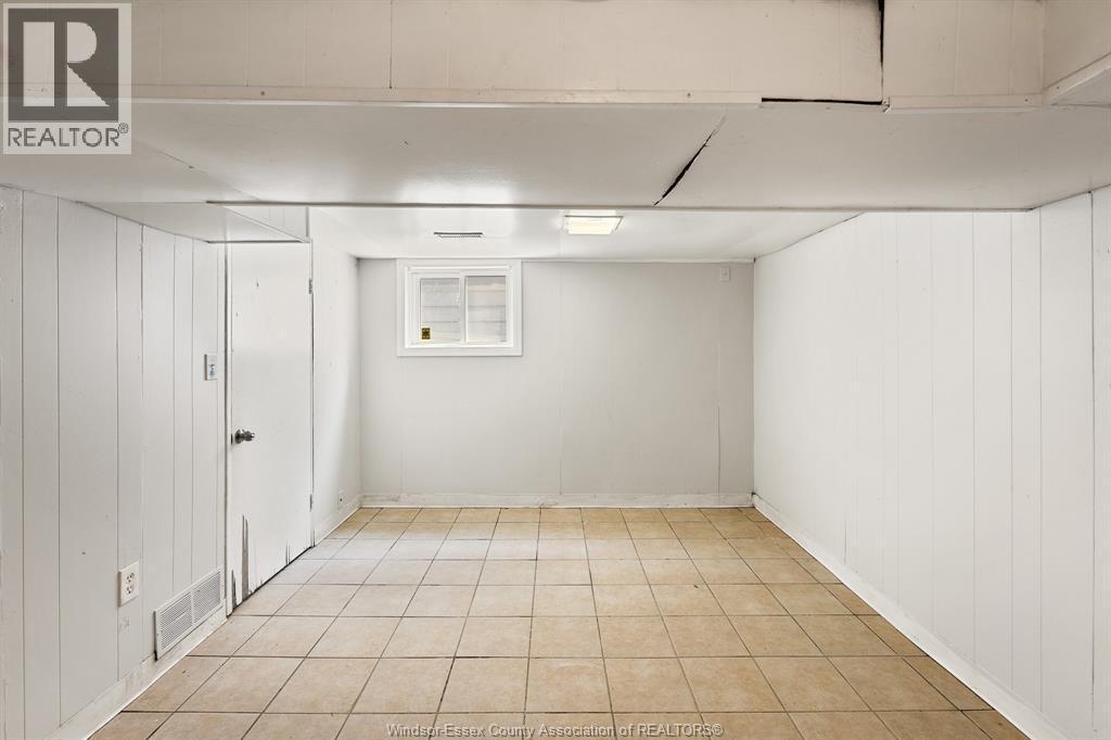 1054 Josephine, Windsor, ON