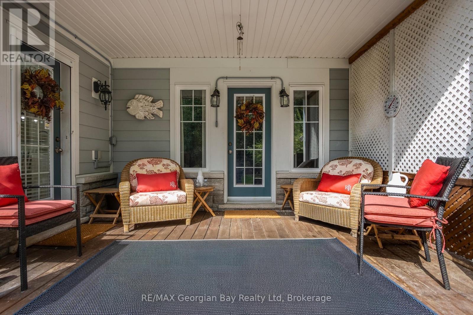 cozy back deck - 68 Riverwalk Place, Midland, ON