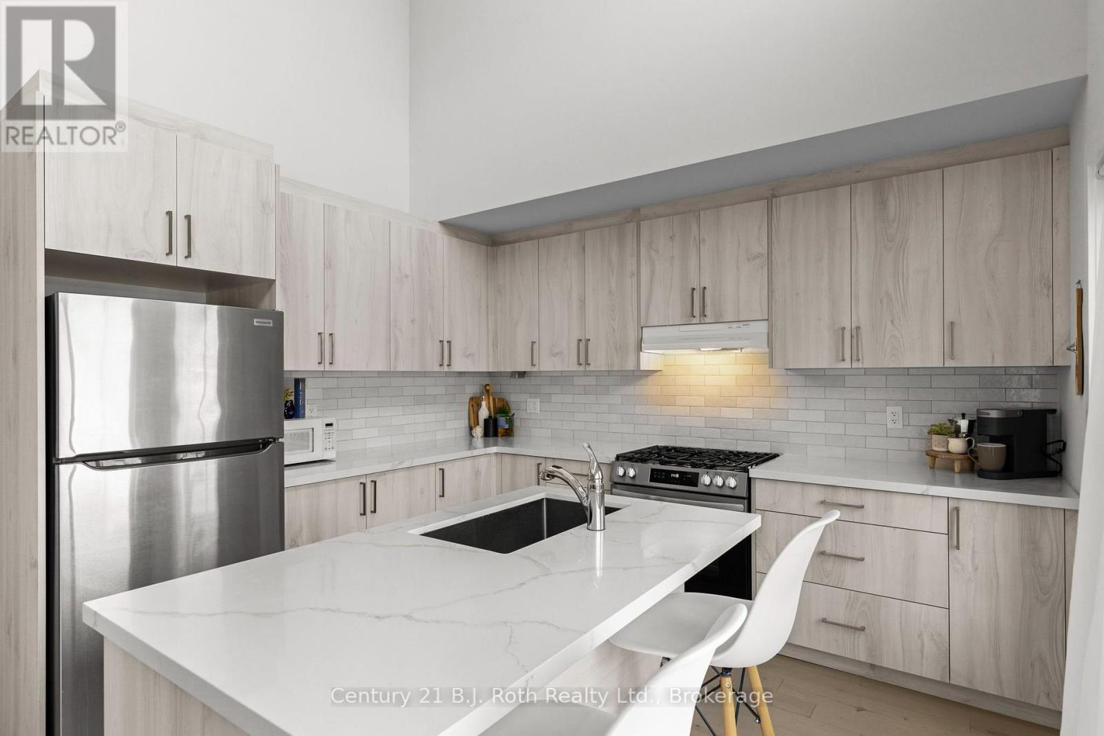 7 Rice Lane Road, Orillia, ON