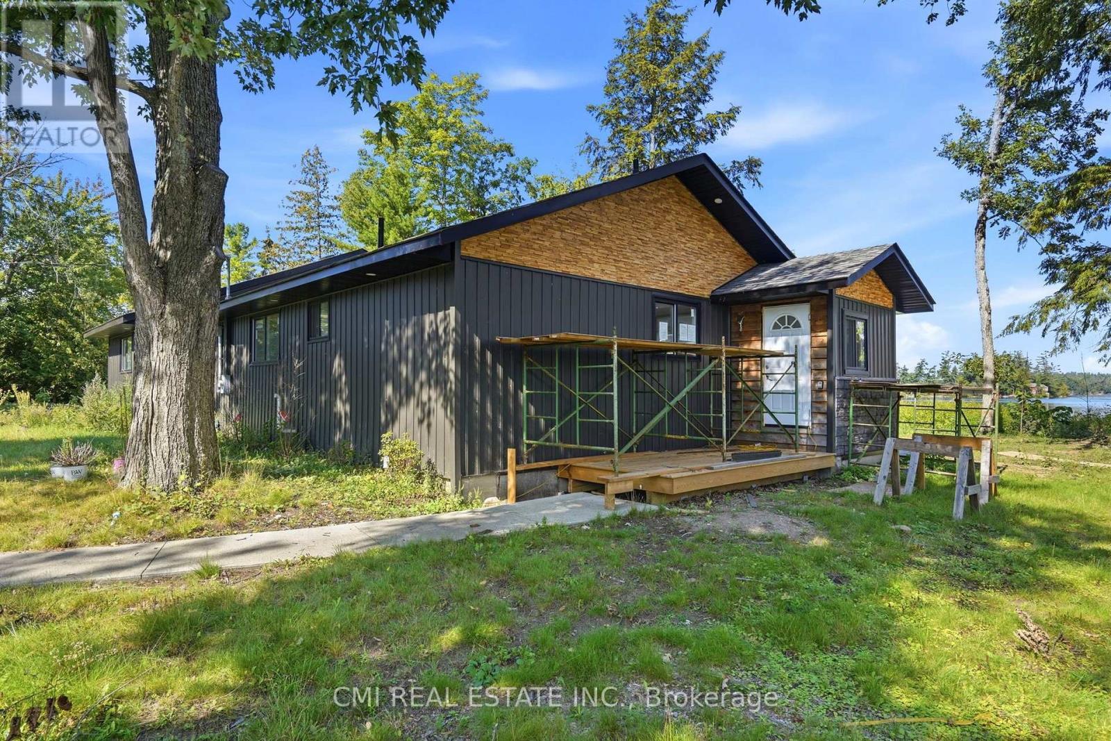 2324 Salmon Bay Road, Douro-Dummer, ON