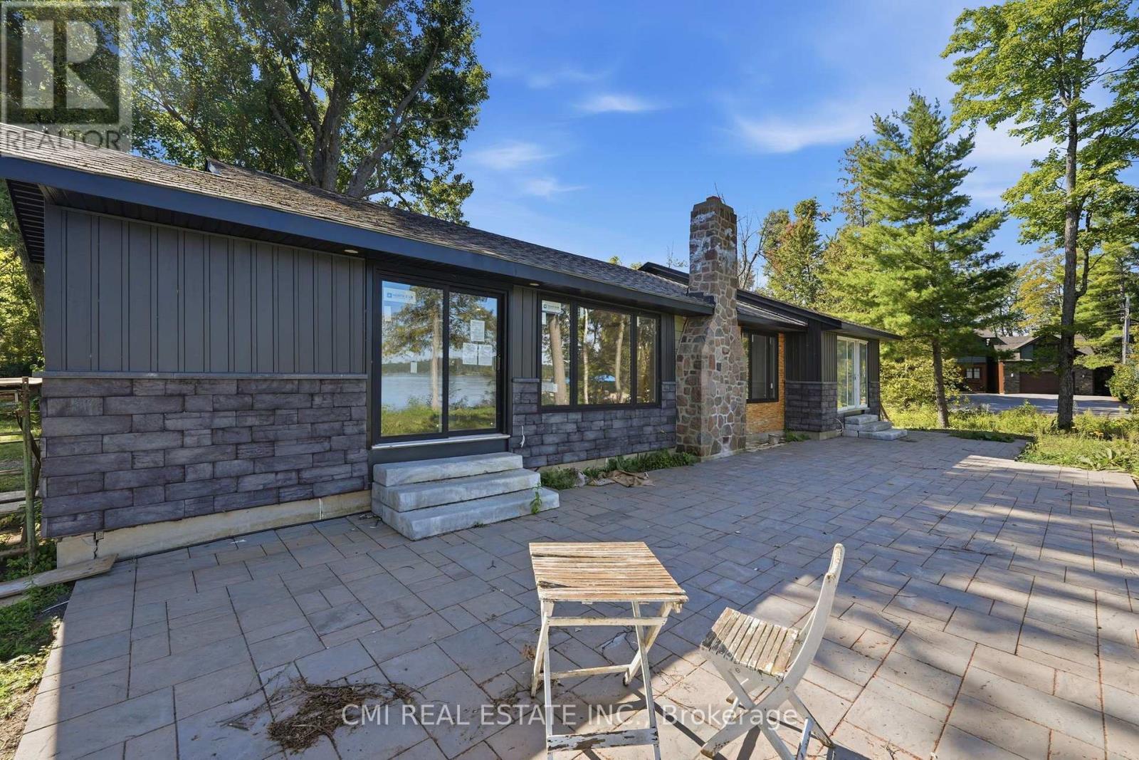 2324 Salmon Bay Road, Douro-Dummer, ON