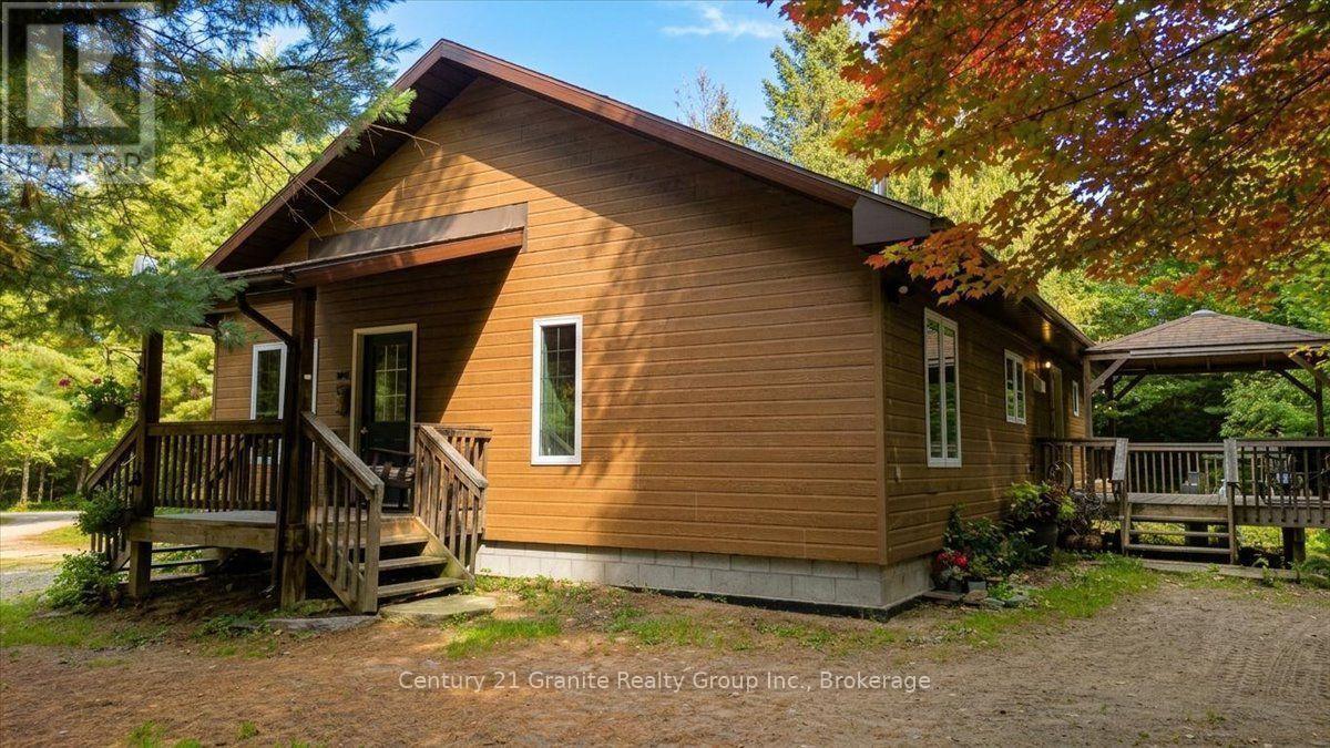 649 Madawaska Road, Hastings Highlands (Wicklow Ward), ON