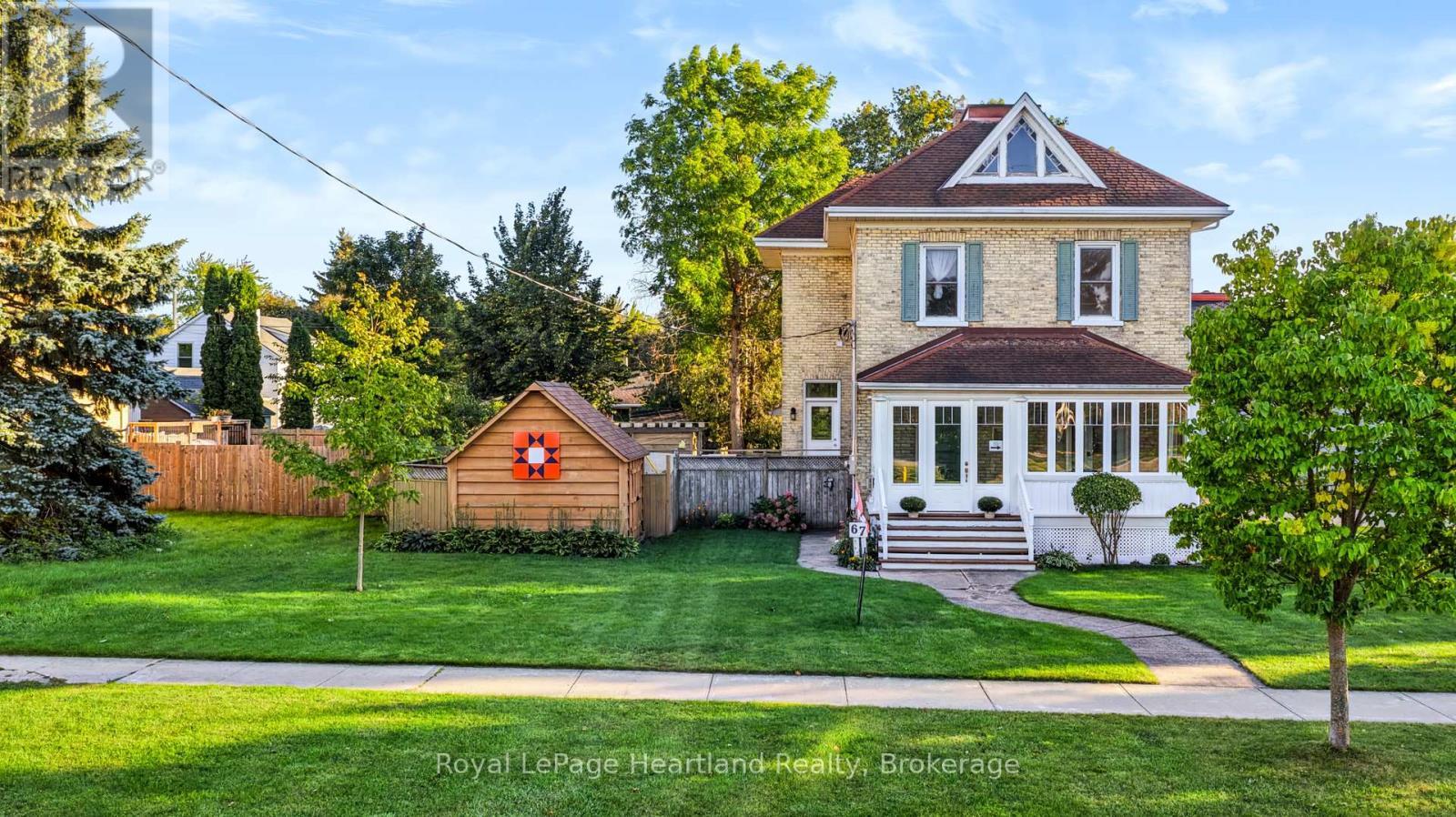 67 Elgin Avenue W, Goderich (Goderich (Town)), ON