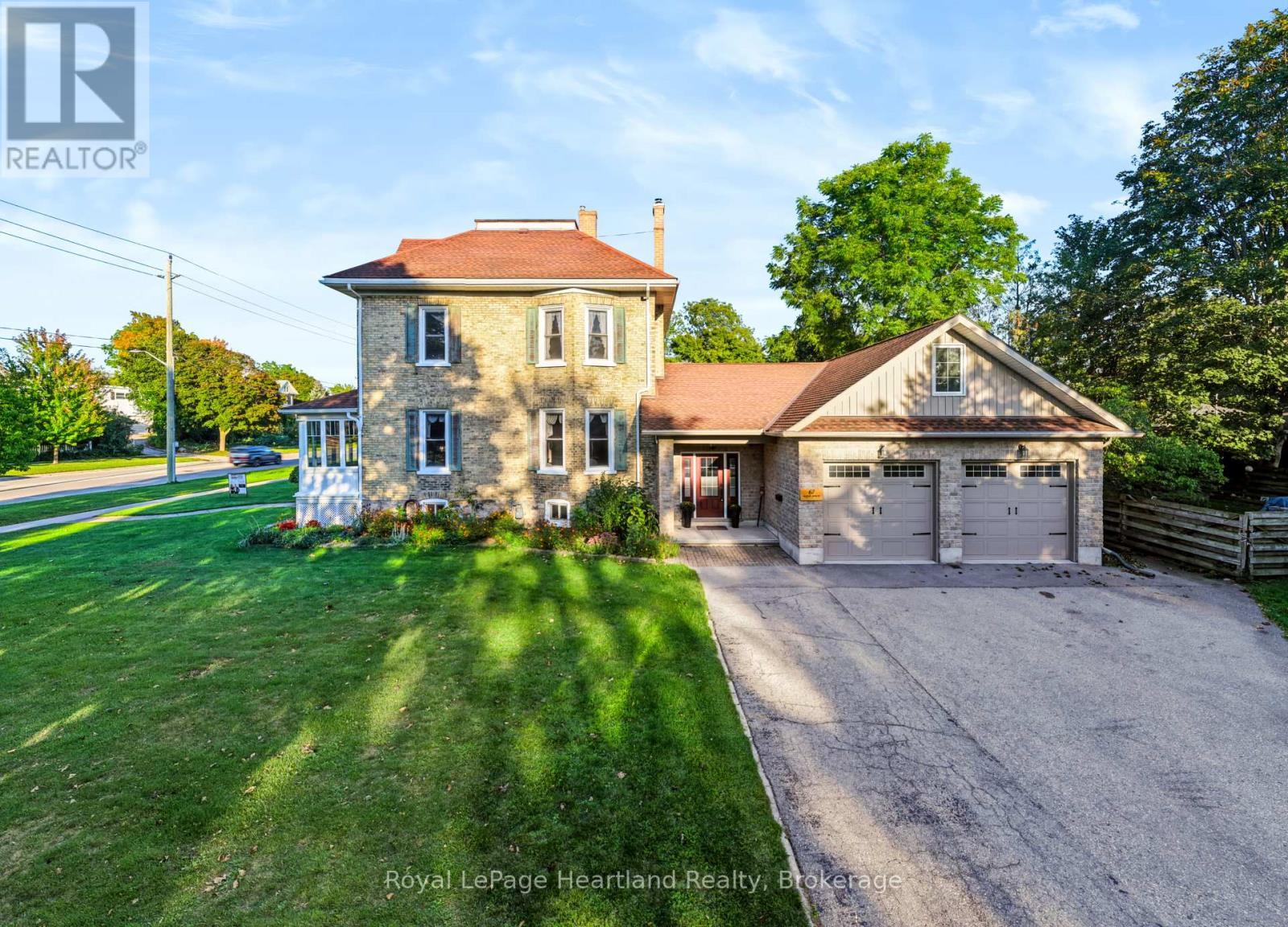 67 Elgin Avenue W, Goderich (Goderich (Town)), ON