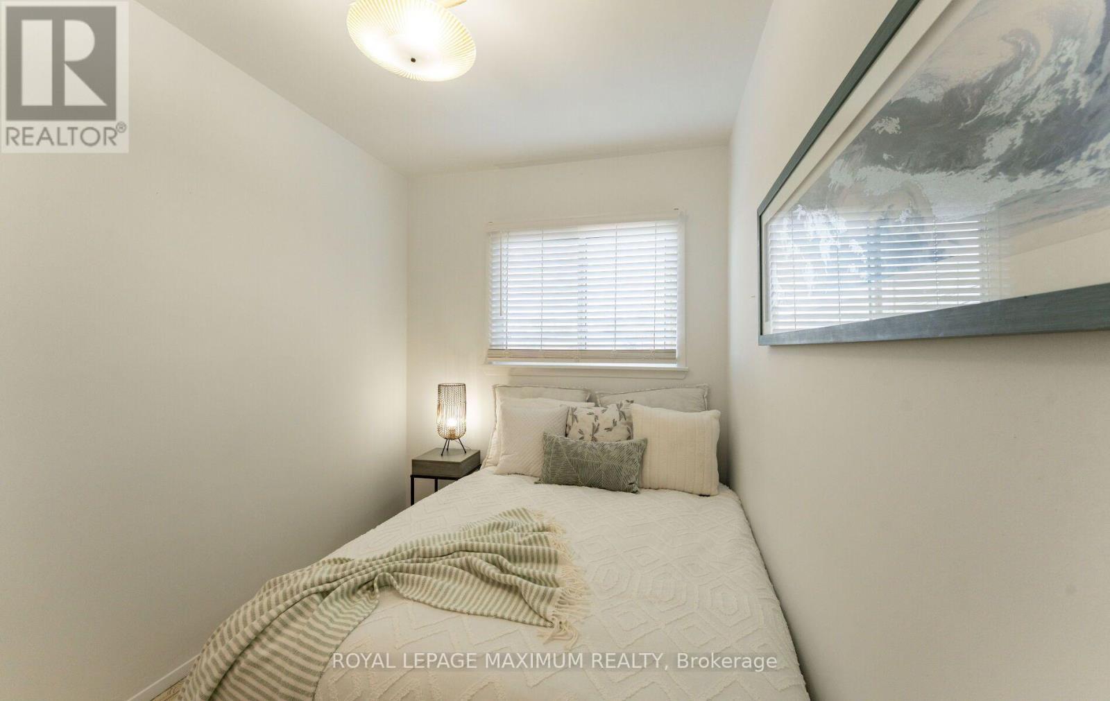 376 Mcroberts Avenue, Toronto, ON