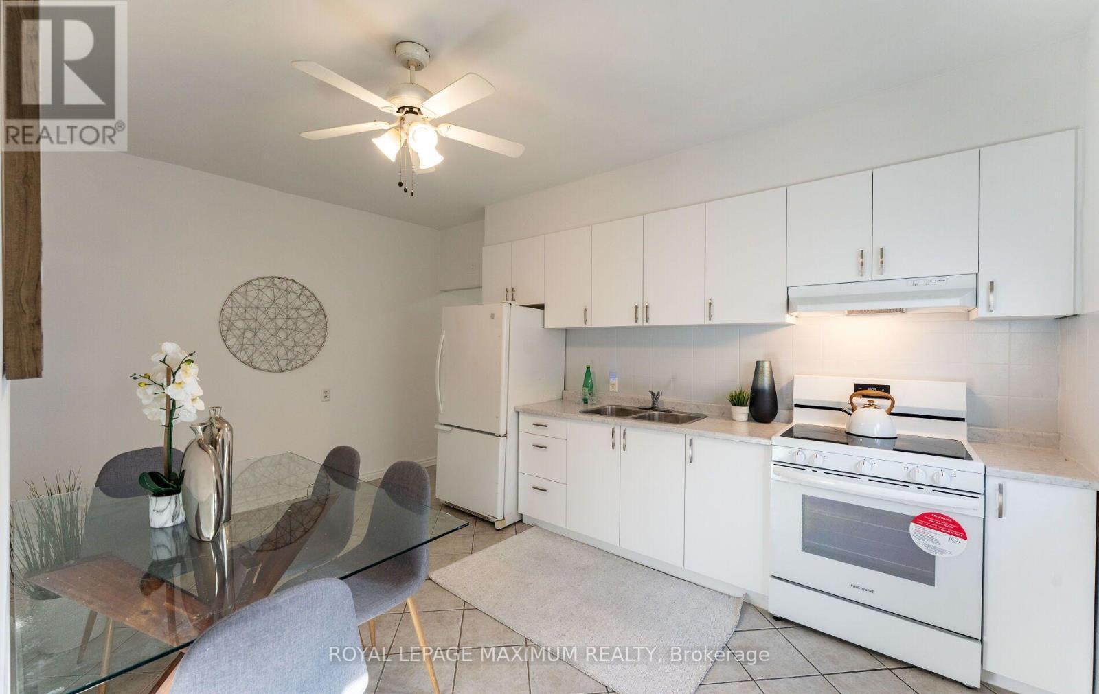 376 Mcroberts Avenue, Toronto, ON