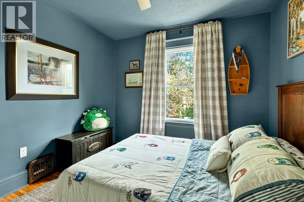 243 Grosvenor Avenue S, Hamilton, ON