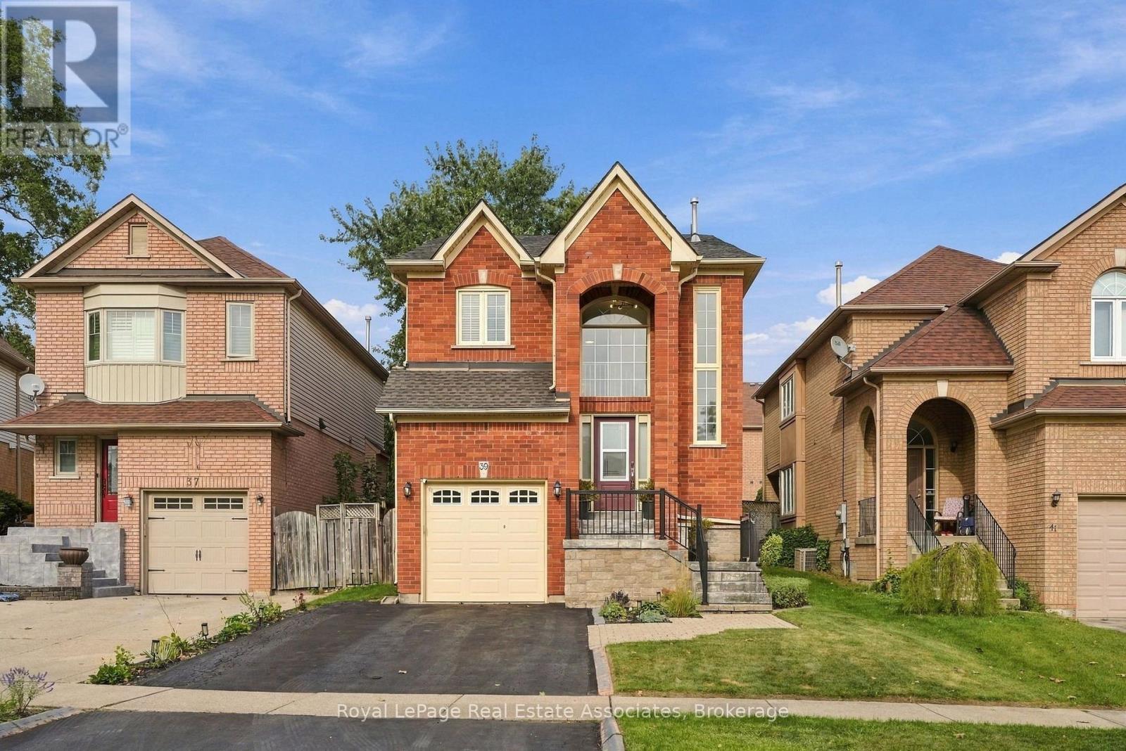 39 Segwun Road, Hamilton, ON