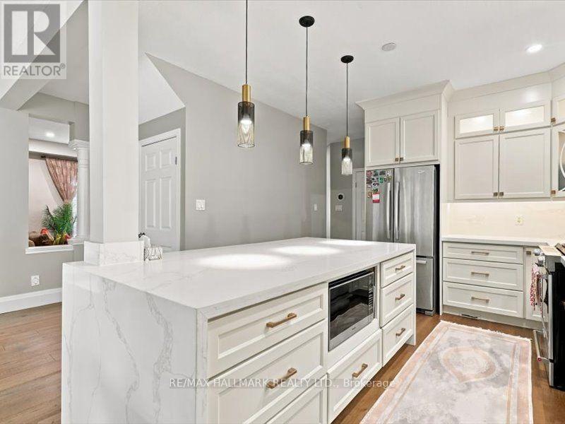 82 Doon Mills Drive, Kitchener, ON