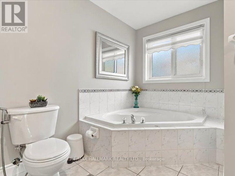 82 Doon Mills Drive, Kitchener, ON