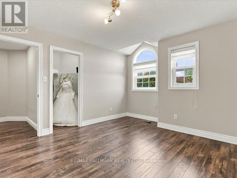 82 Doon Mills Drive, Kitchener, ON