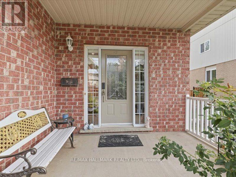 82 Doon Mills Drive, Kitchener, ON