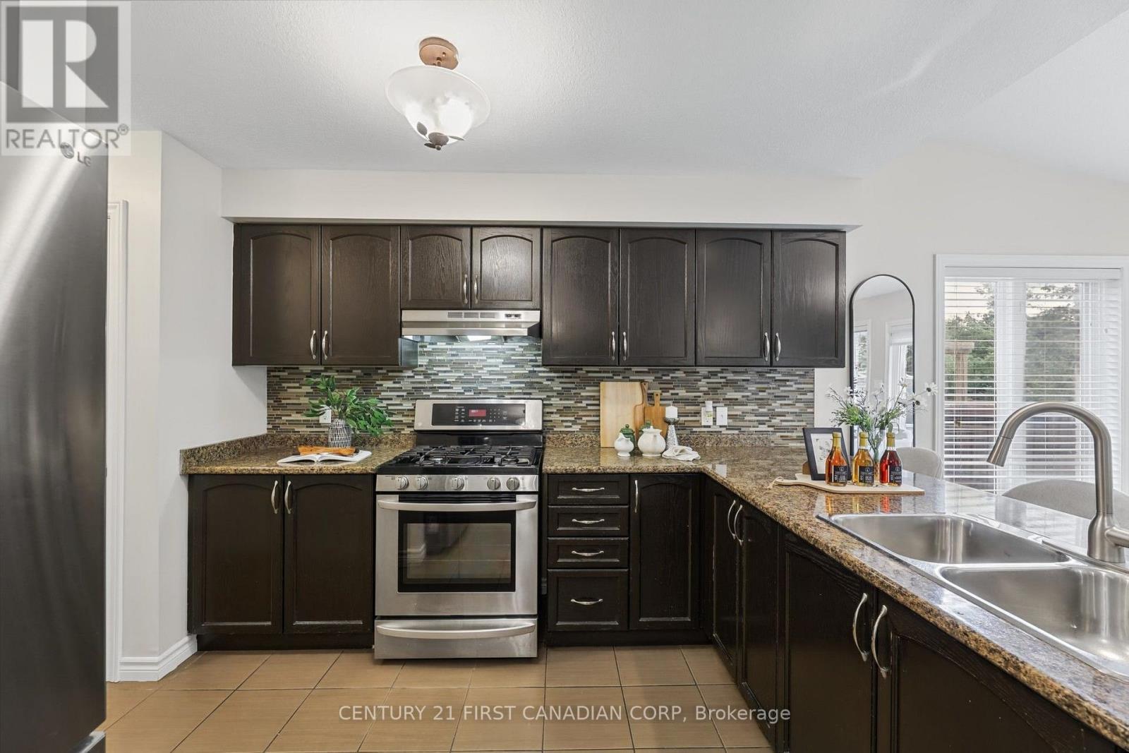 911 Foxcreek Road, London North (North S), ON