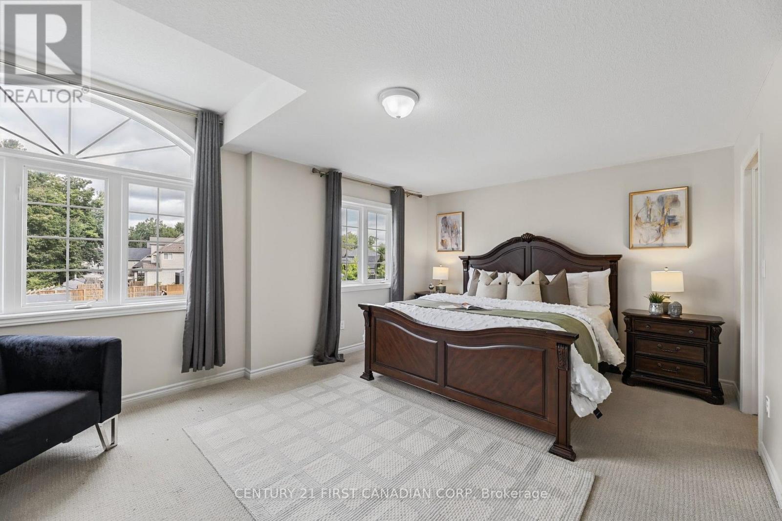911 Foxcreek Road, London North (North S), ON