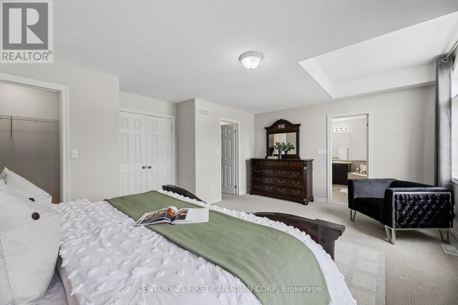 911 Foxcreek Road, London North (North S), ON