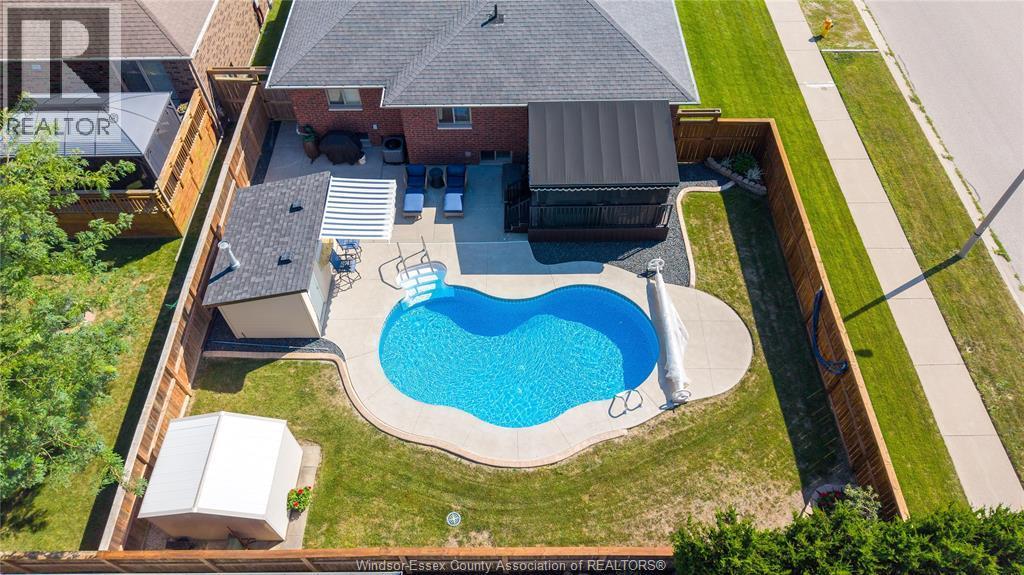 35 Marshwoods Boulevard, Kingsville, ON