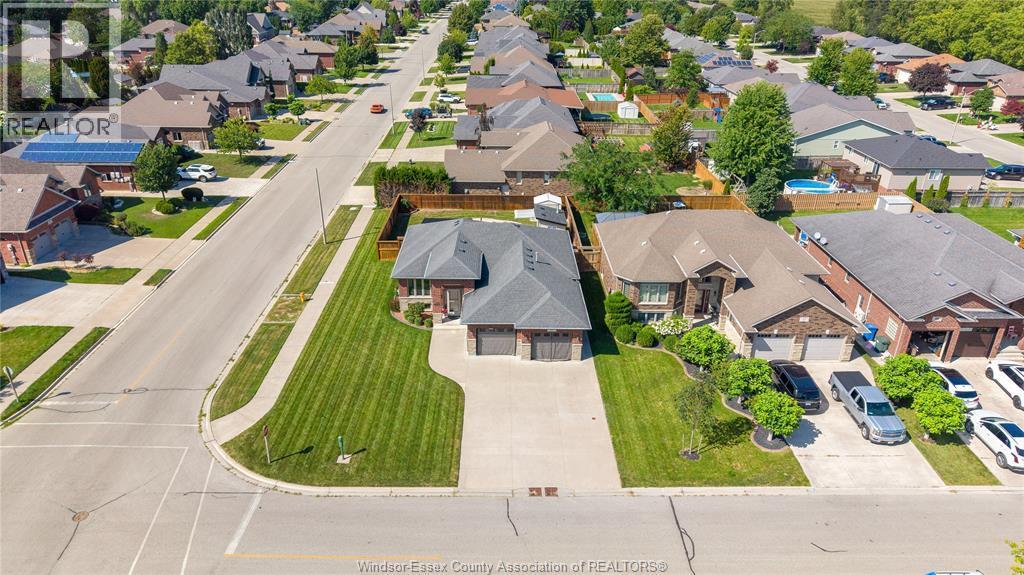 35 Marshwoods Boulevard, Kingsville, ON