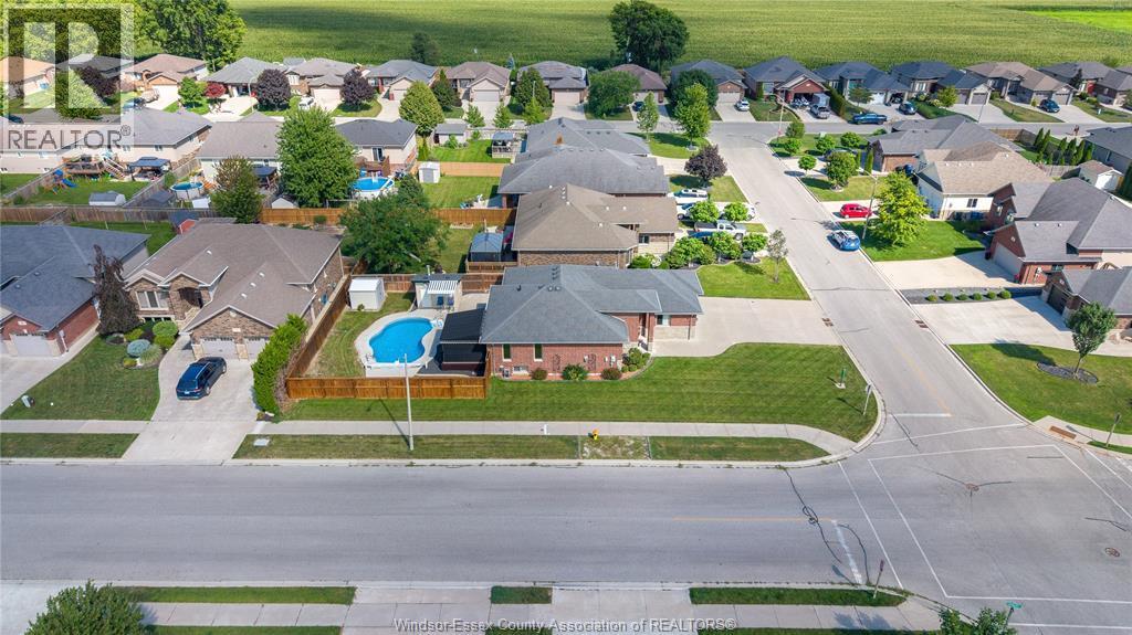 35 Marshwoods Boulevard, Kingsville, ON