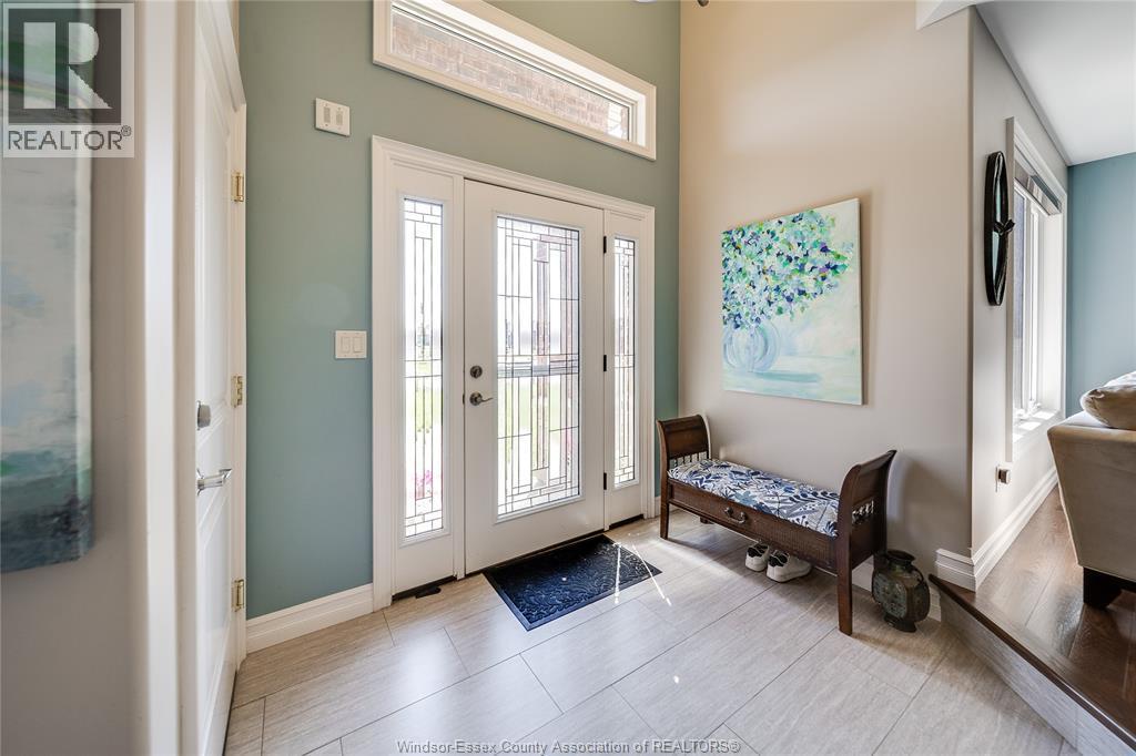 35 Marshwoods Boulevard, Kingsville, ON
