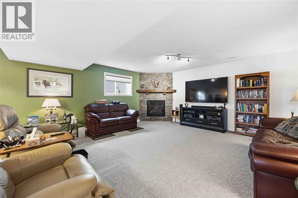 316 Homestretch Drive, St Clair, ON