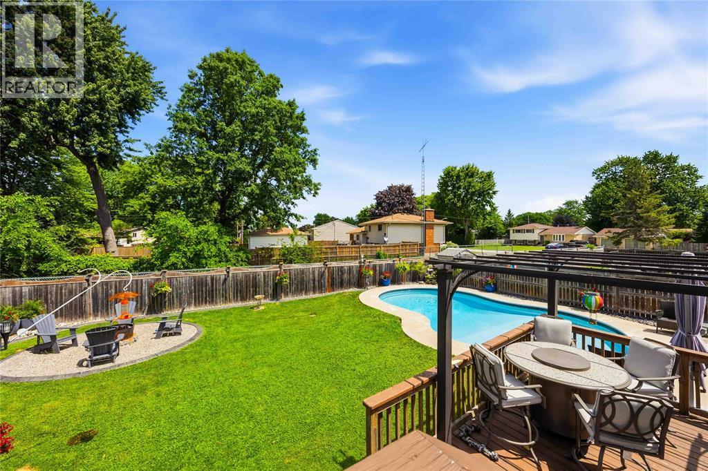 316 Homestretch Drive, St Clair, ON