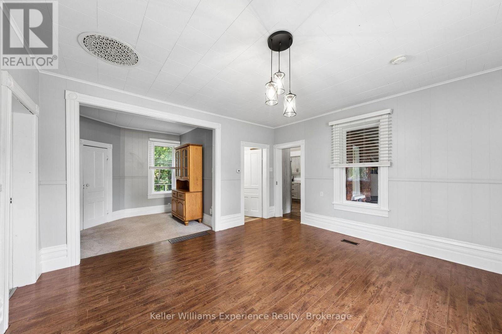 17 Stone Street, Springwater (Elmvale), ON