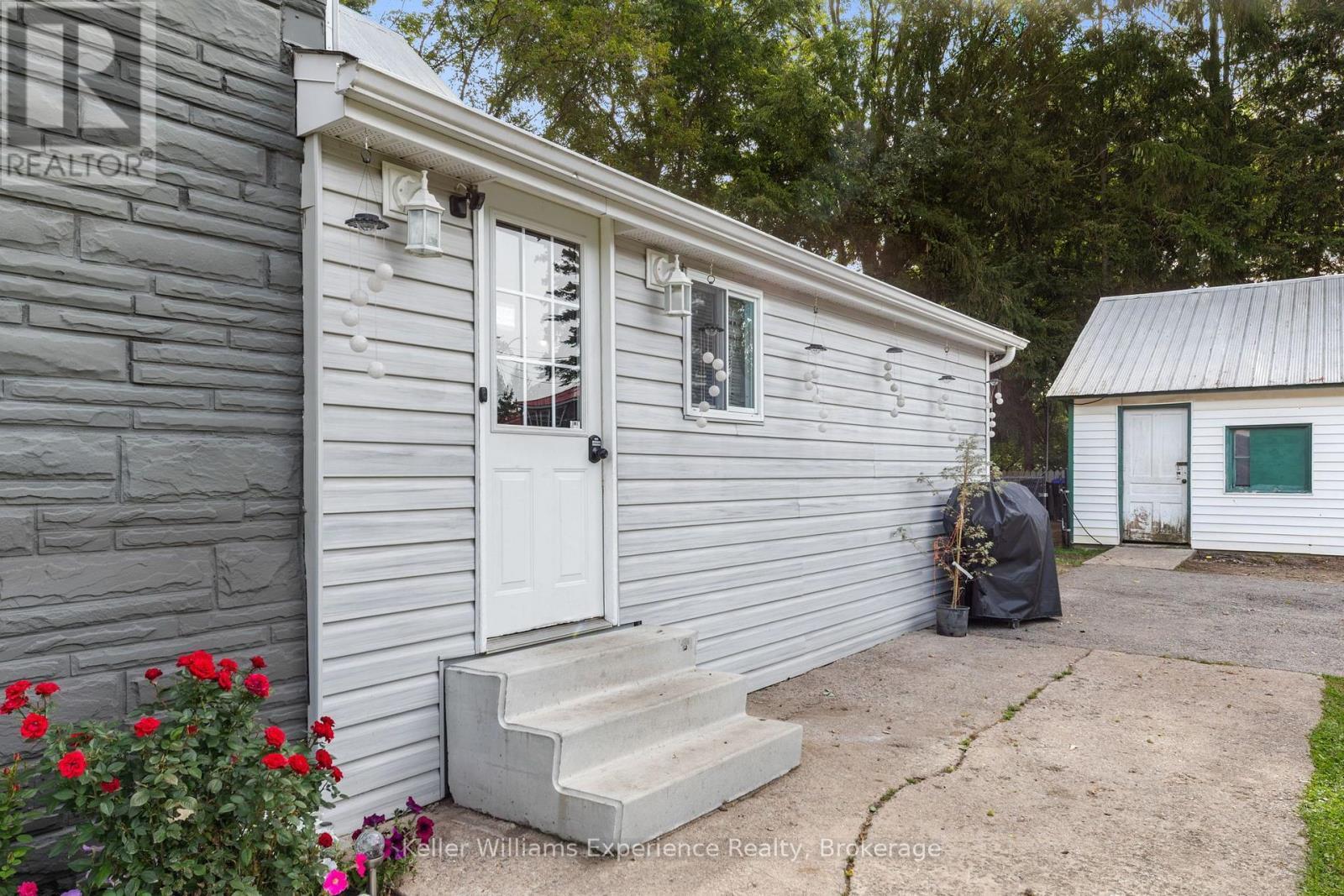 17 Stone Street, Springwater (Elmvale), ON