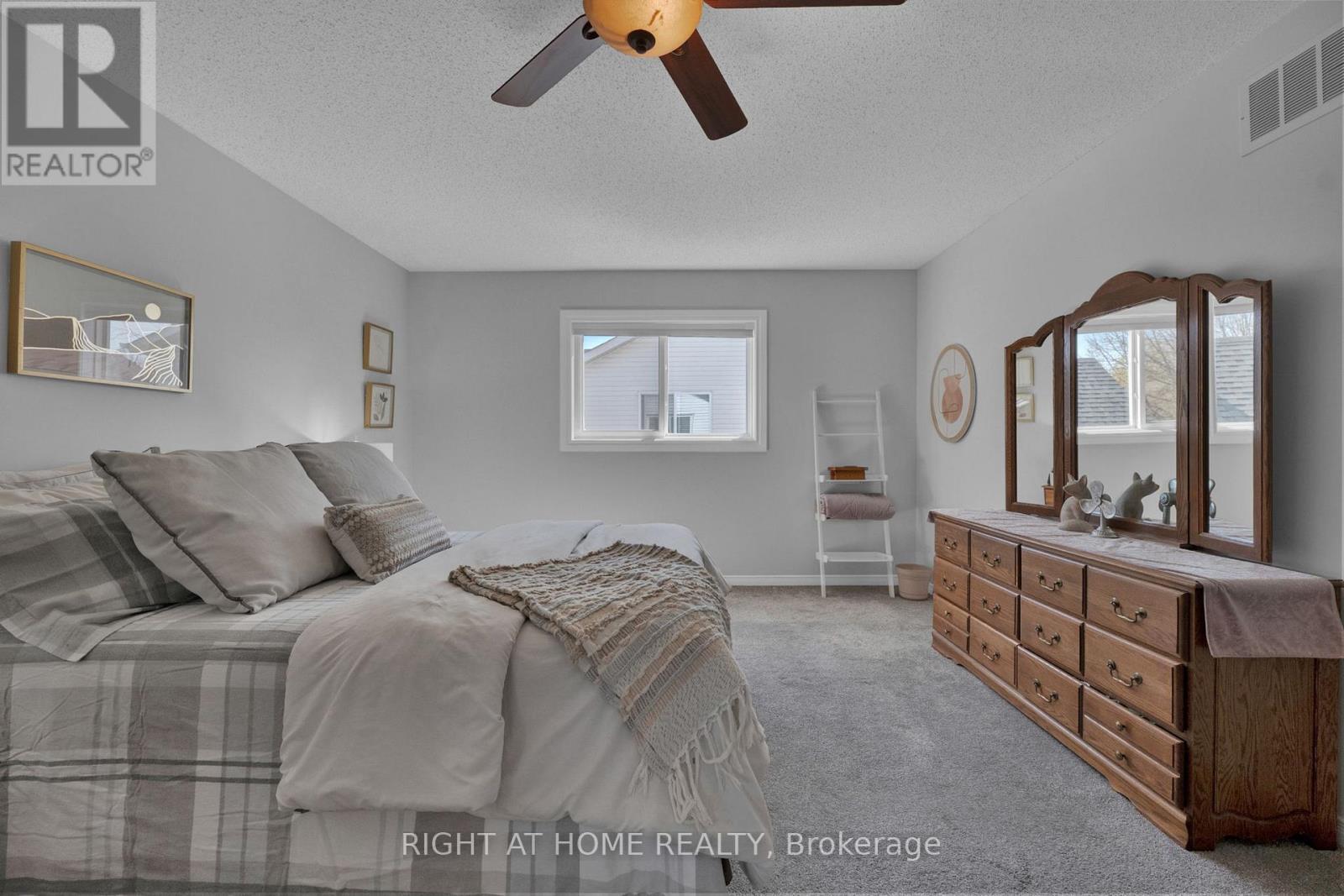 75 Auburn Lane, Clarington, ON