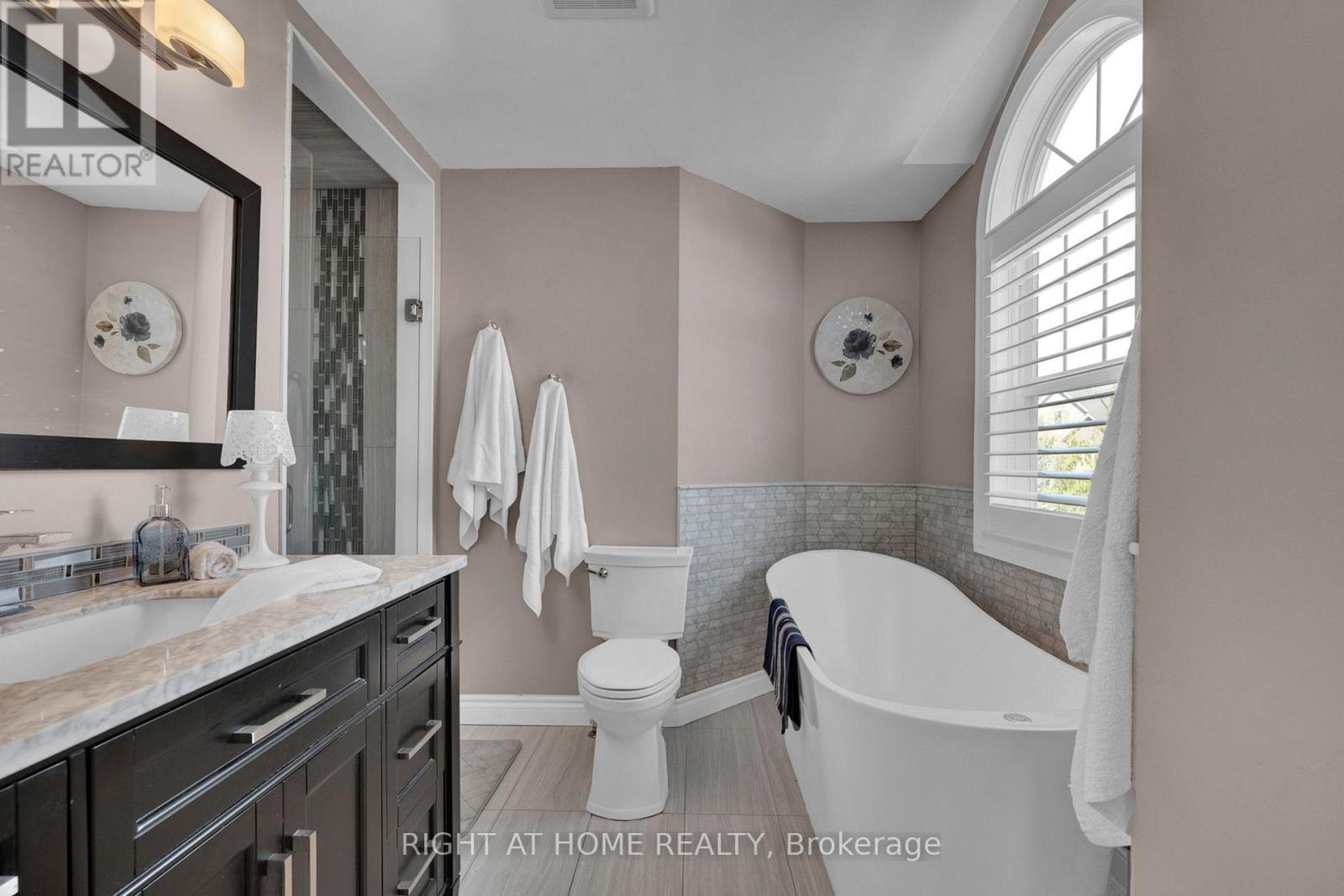 75 Auburn Lane, Clarington, ON