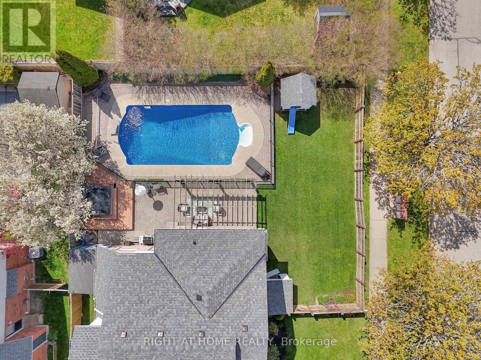 75 Auburn Lane, Clarington, ON