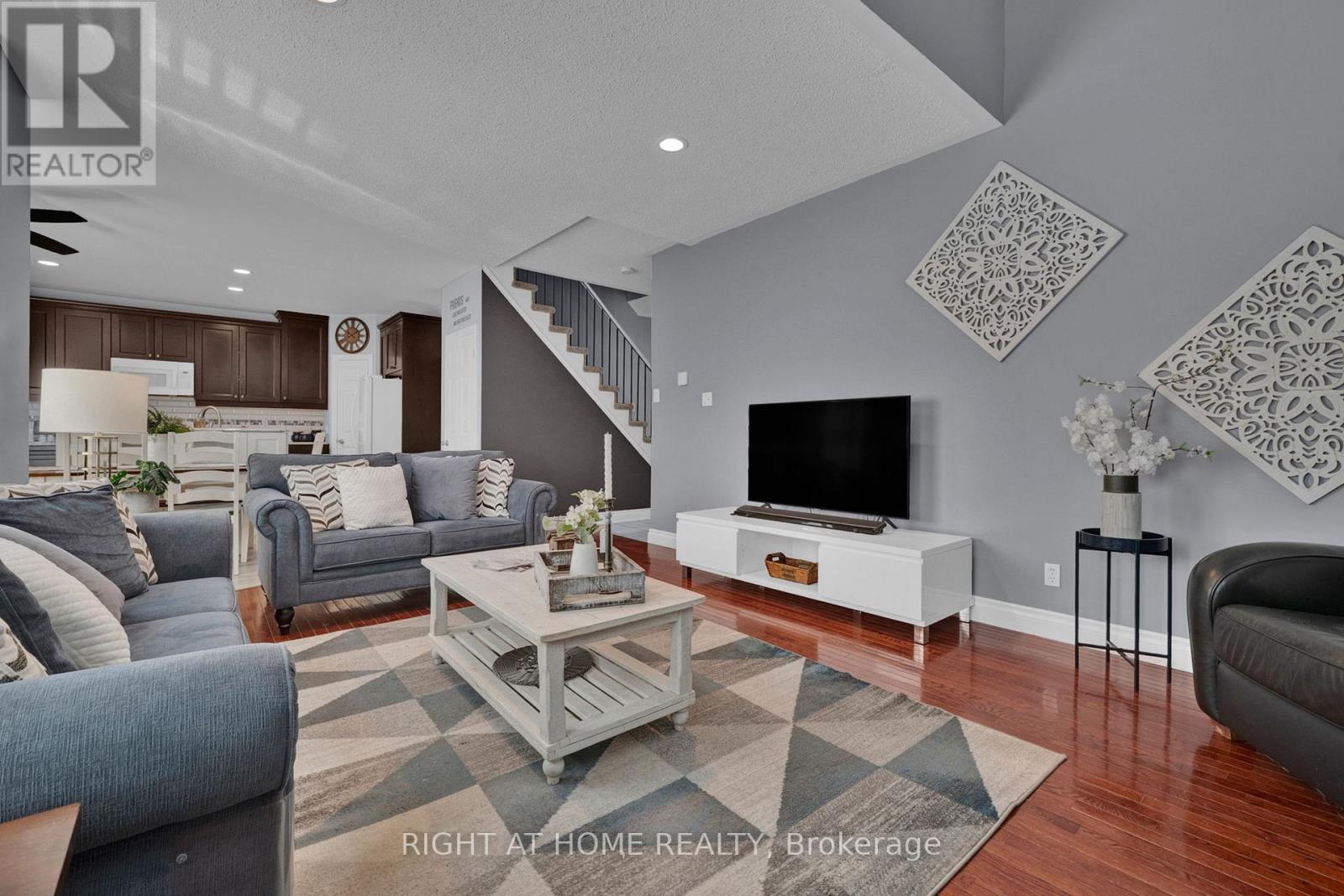 75 Auburn Lane, Clarington, ON
