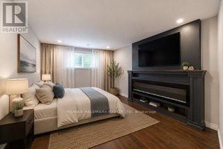 109 Thickson Road S, Whitby, ON