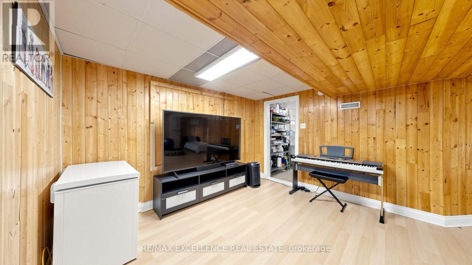 28 Glenvale Boulevard, Brampton, ON