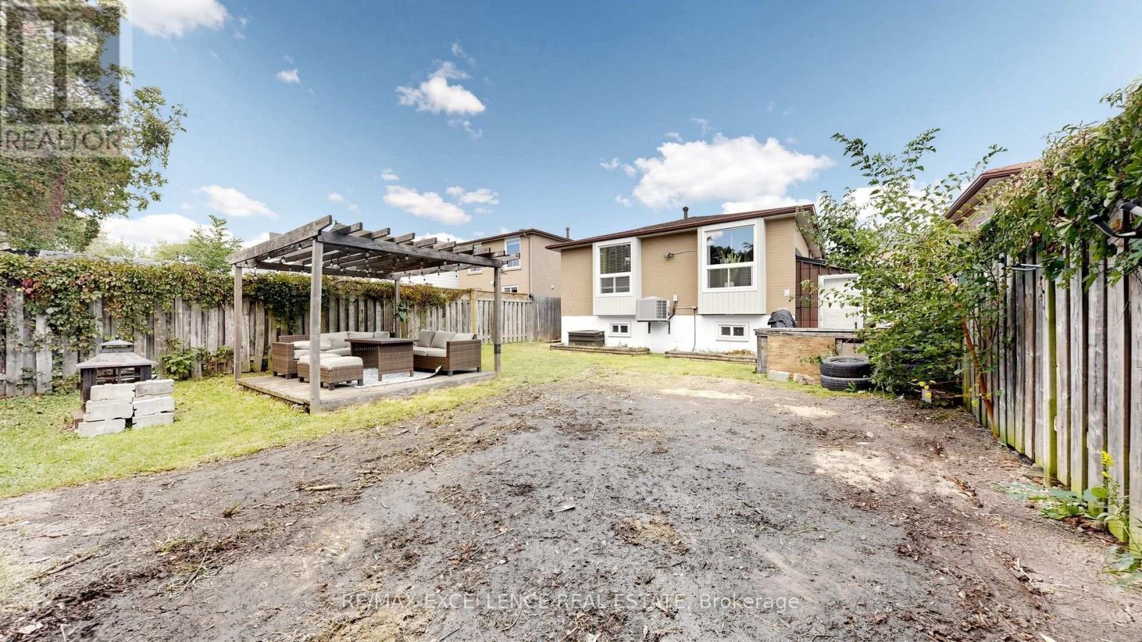 28 Glenvale Boulevard, Brampton, ON