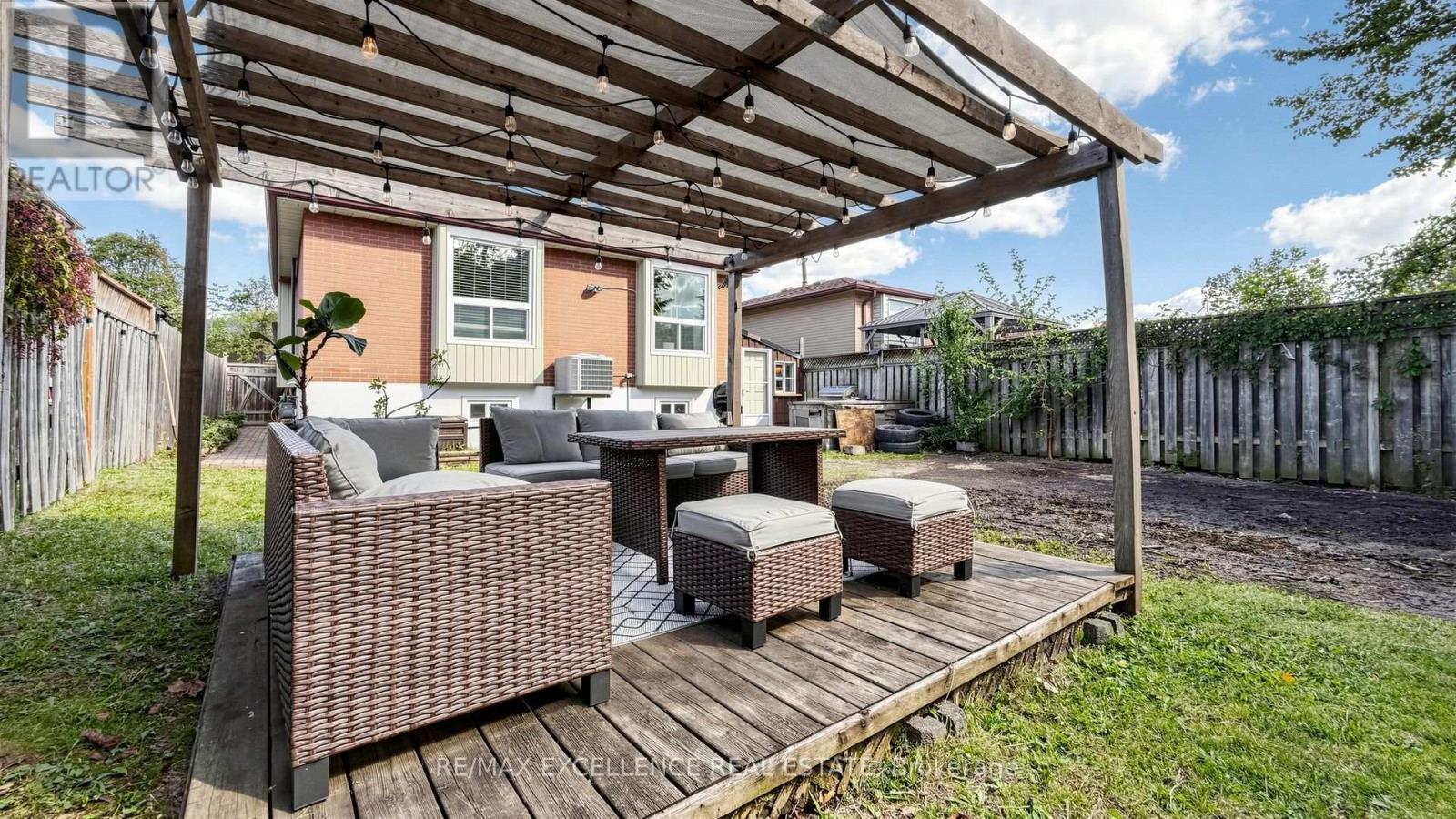 28 Glenvale Boulevard, Brampton, ON