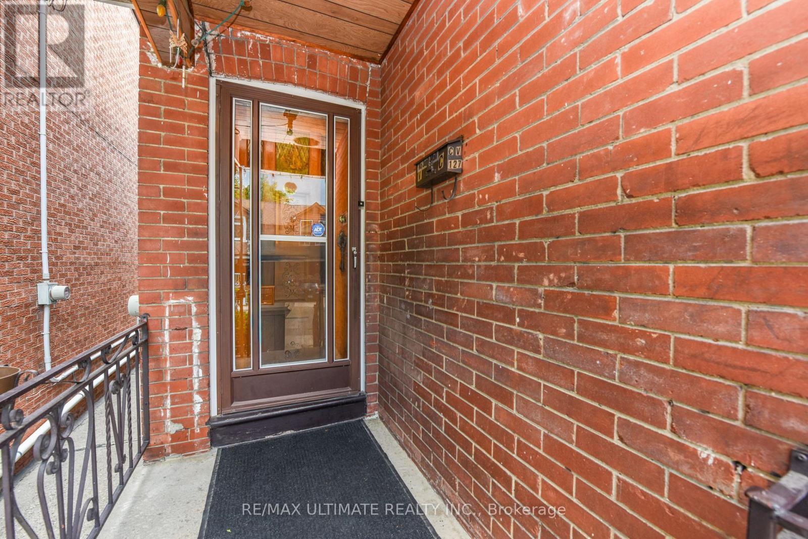 127 Salem Avenue, Toronto, ON
