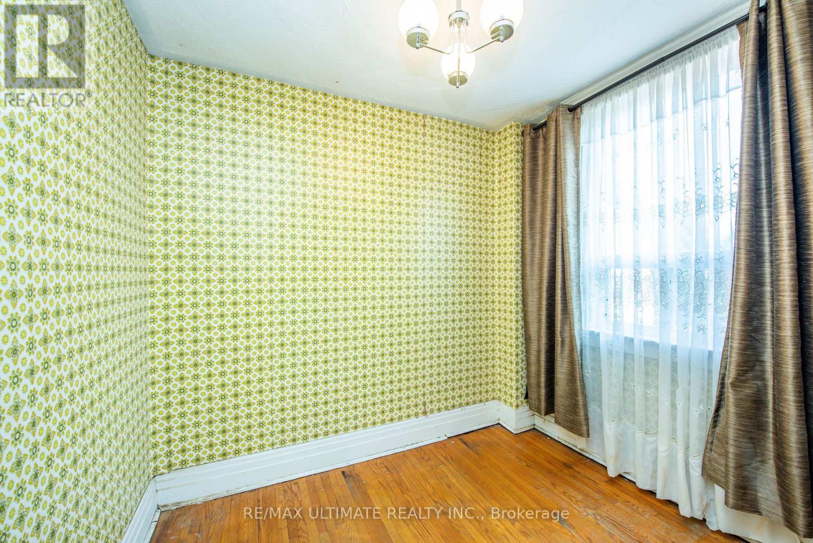 127 Salem Avenue, Toronto, ON
