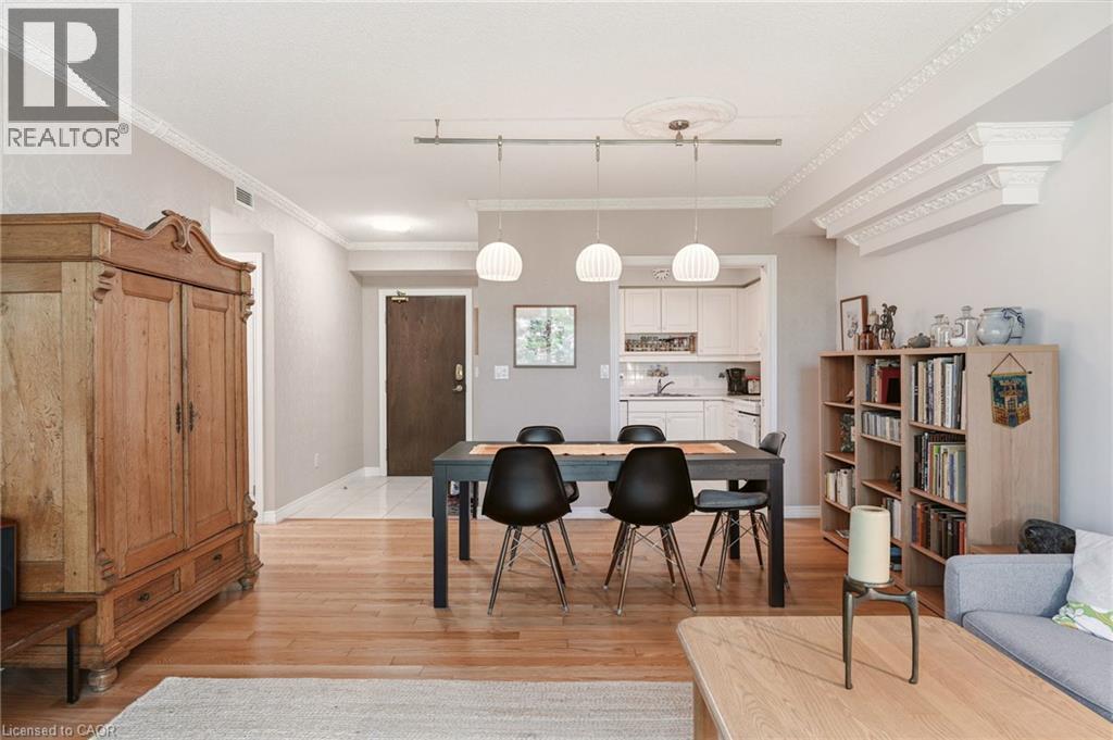 77 Governor'S Road Unit# 404, Dundas, ON