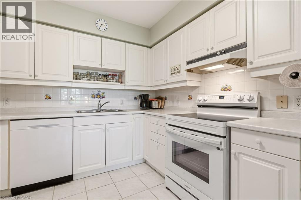 77 Governor'S Road Unit# 404, Dundas, ON