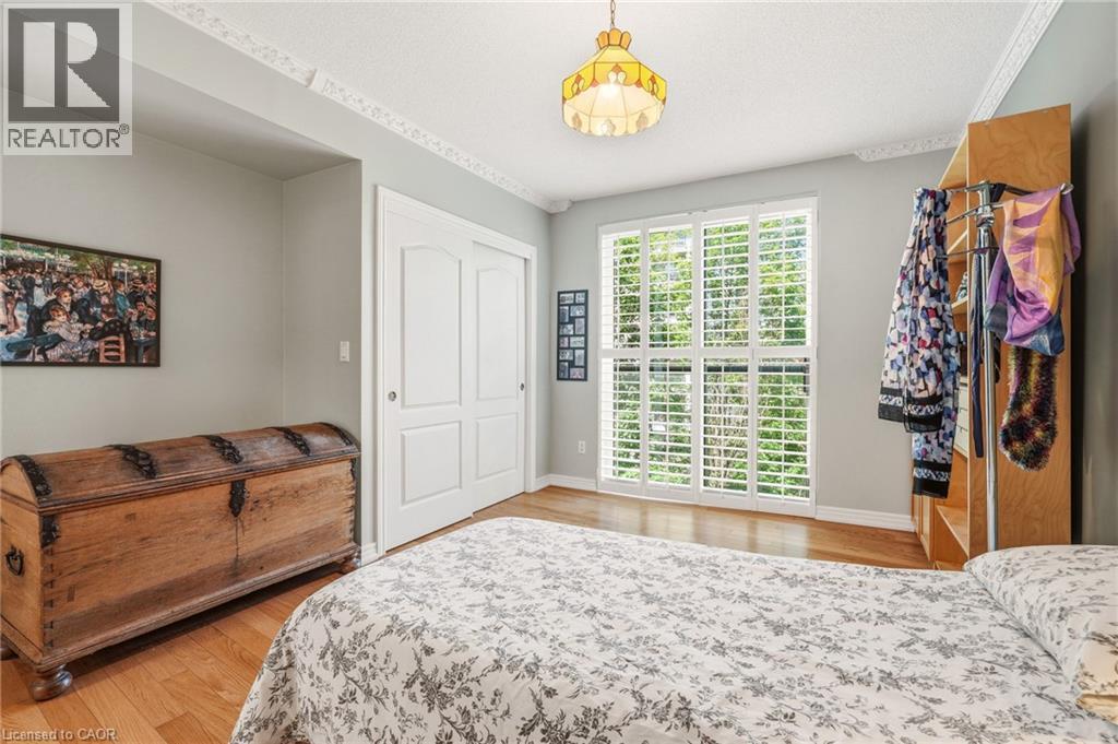 77 Governor'S Road Unit# 404, Dundas, ON