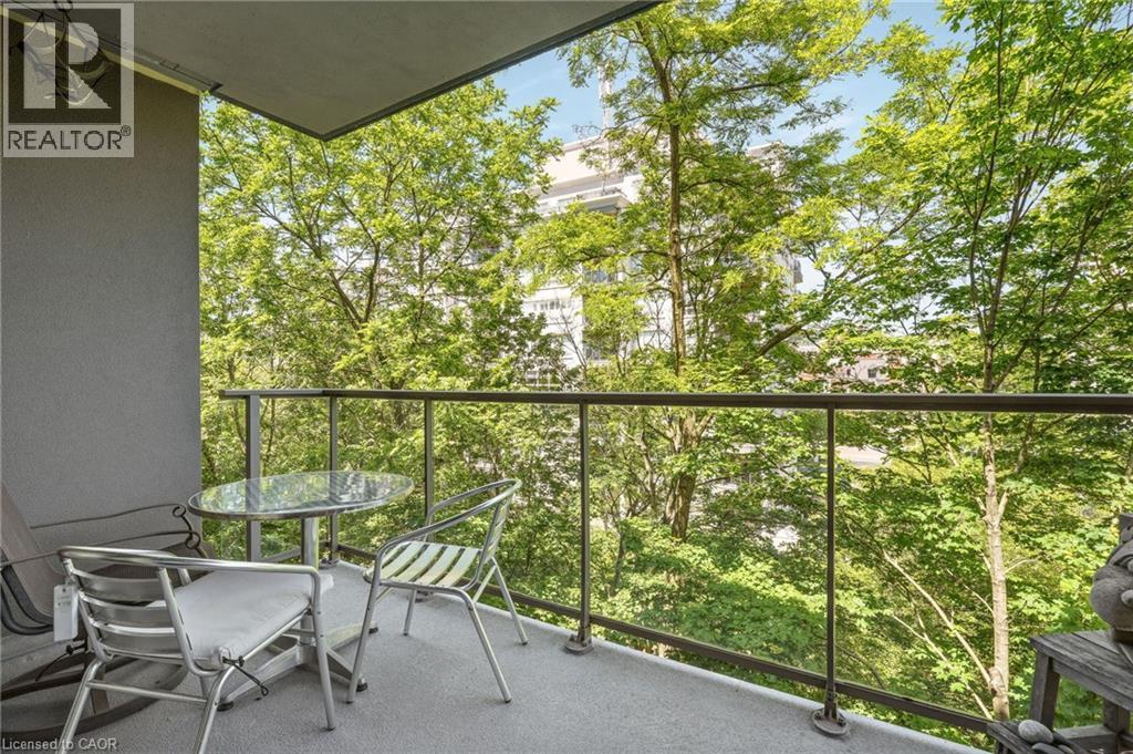 77 Governor'S Road Unit# 404, Dundas, ON